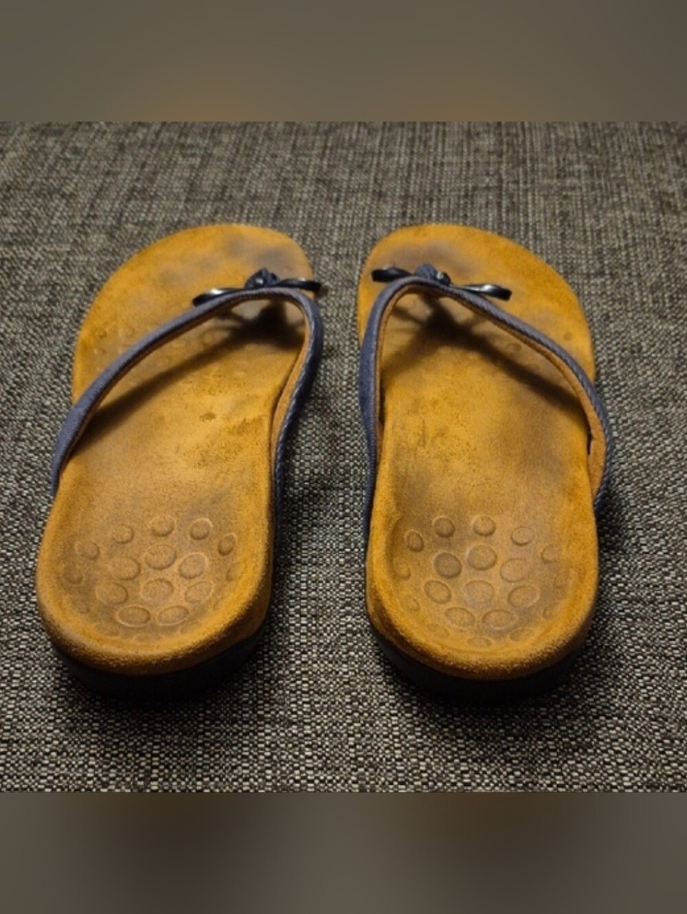Vionic Sandals Size 8.5 - Picture 5 of 8